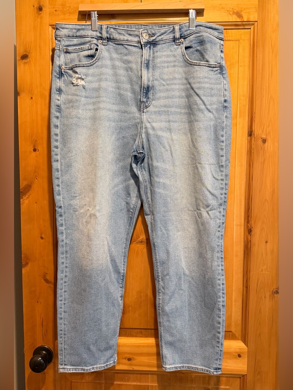 American Eagle Outfitters Light Blue Mom Jeans